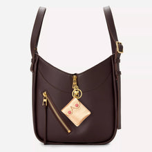 Load image into Gallery viewer, Quirky keychain – Mini Leather Boob Purse for Handbags: Pink