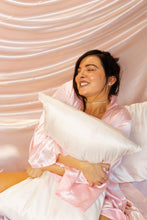 Load image into Gallery viewer, CHLOCO SILKS | 22 Momme Pure Mulberry Silk Pillowcase